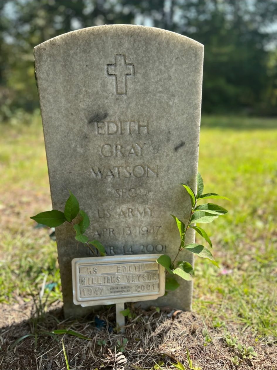 Government-issued military headstone of SFC Edith Gray Watson, United States Army, Snow Hill Cemetery